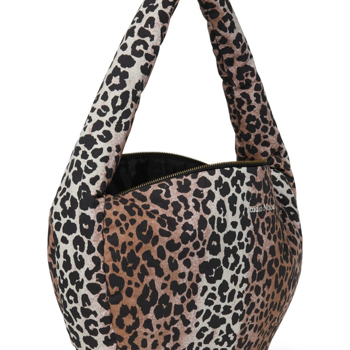 Puffy cross body bag hazel leopard