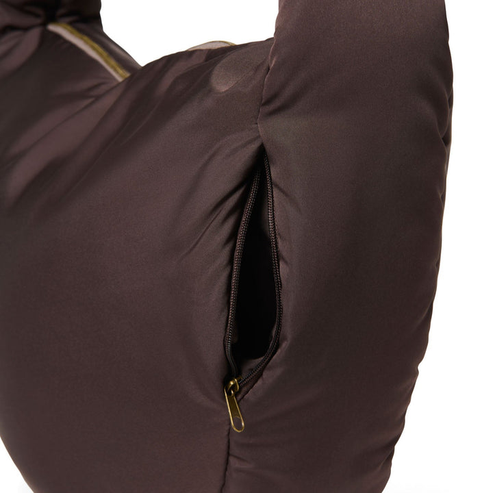 Puffy cross body bag bruin