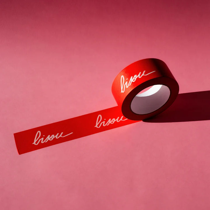 Scotch tape bisou