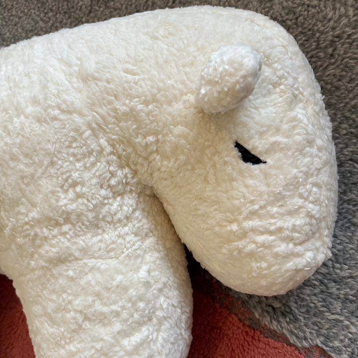 Voedingskussen Nanook ijsbeer