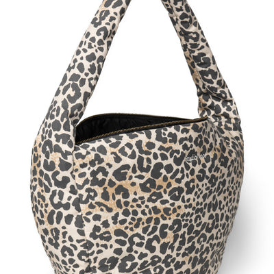 Puffy cross body bag leopard