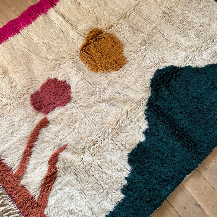 Azilal Maroc berber rug / approx. 250 x 153cm