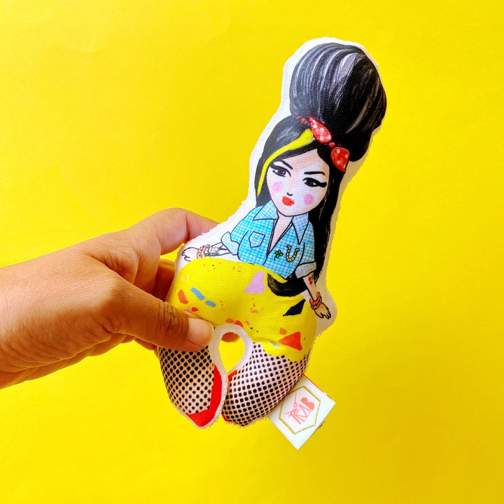 Rattle Amy