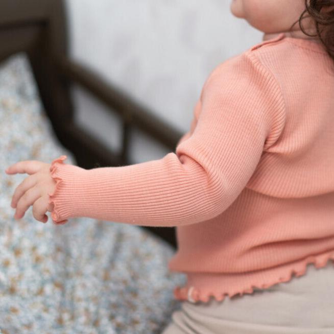 Top Alpine frill merino wool babies cloudberry