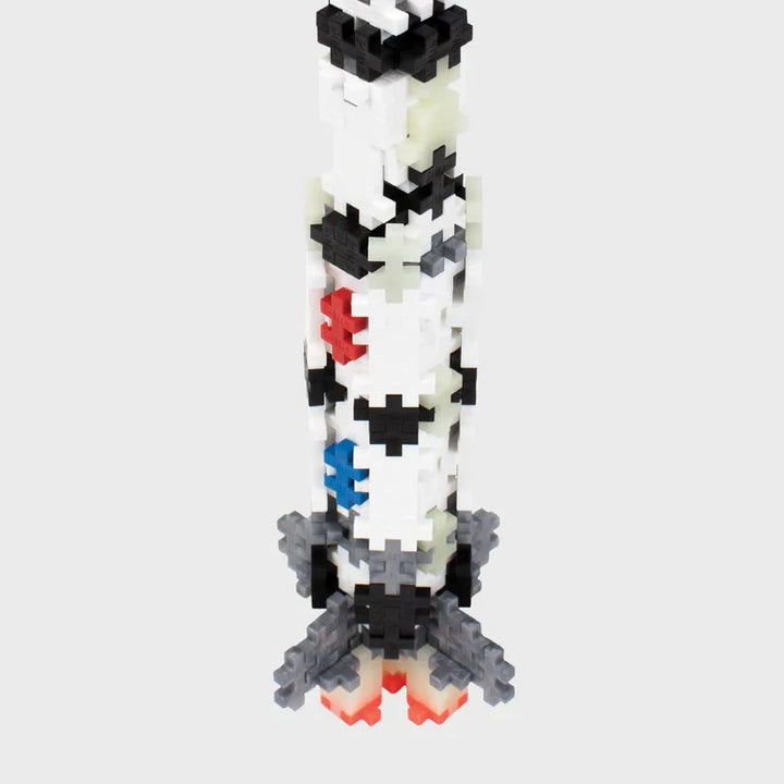 Tube saturn v rocket 240 pieces (5+ years)