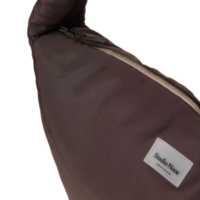 Puffy cross body bag brown