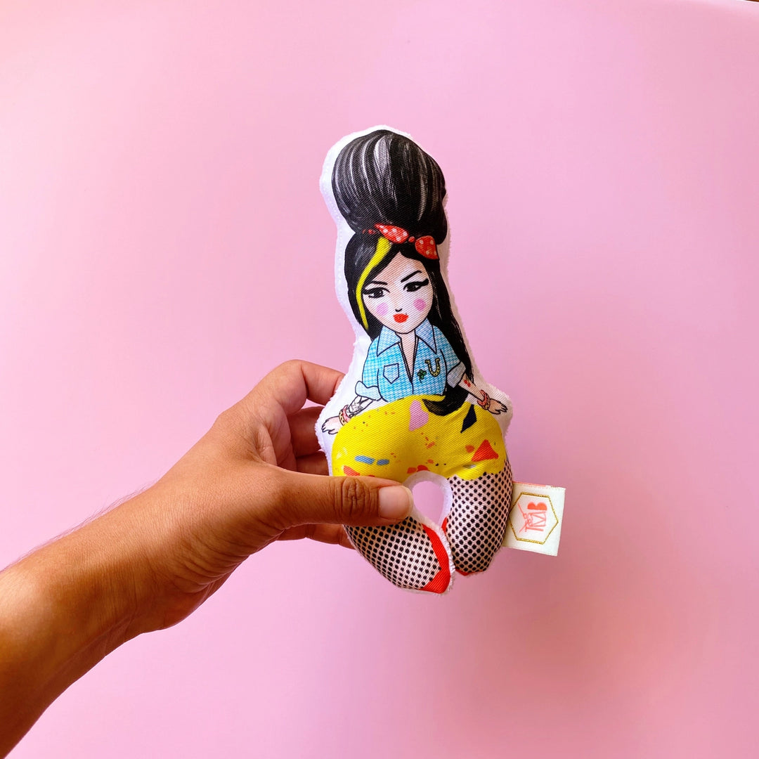 Rattle Amy