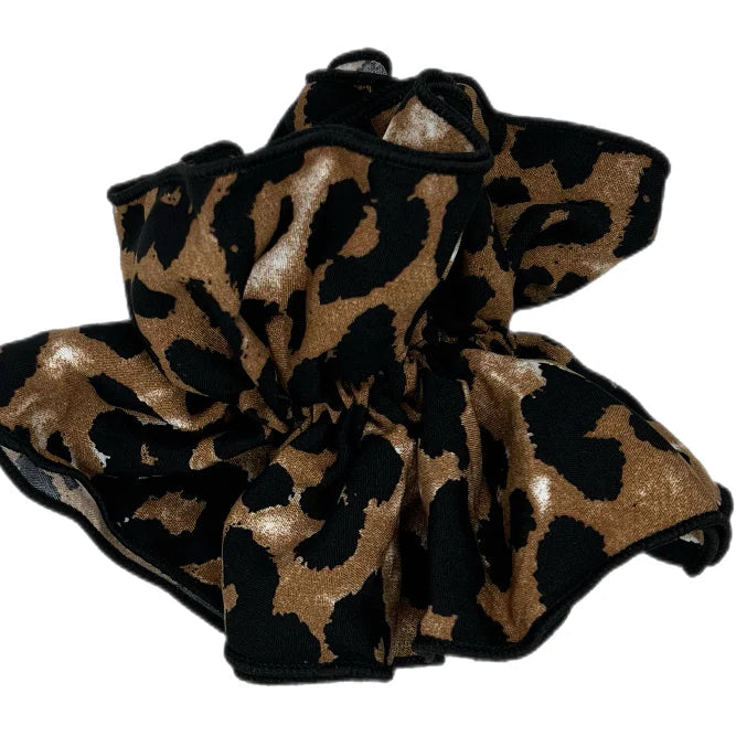 BOBBI oversized scrunchie