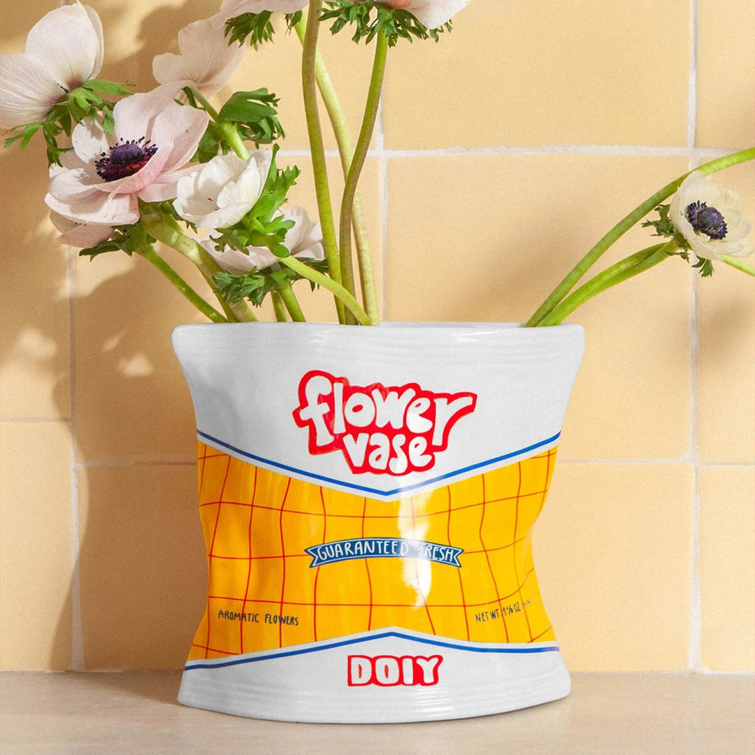 Vase chips bag