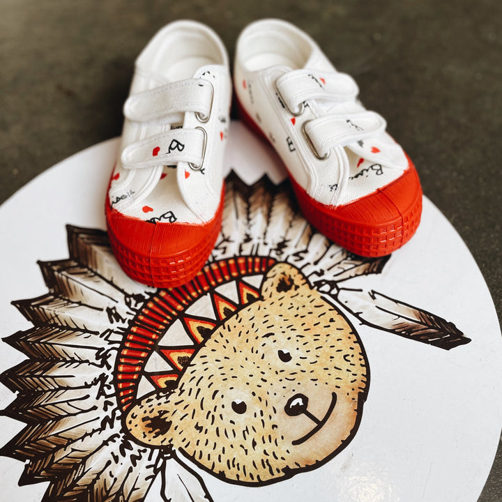 Mathilde Cabanas - Bisou sneakers (Mathilde Cabanas x Novesta) / 34 & 35