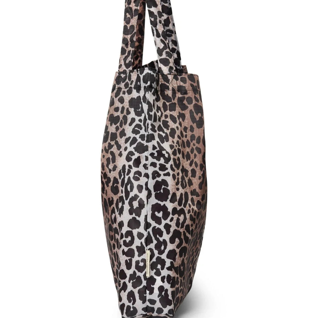 Grocery bag leopard