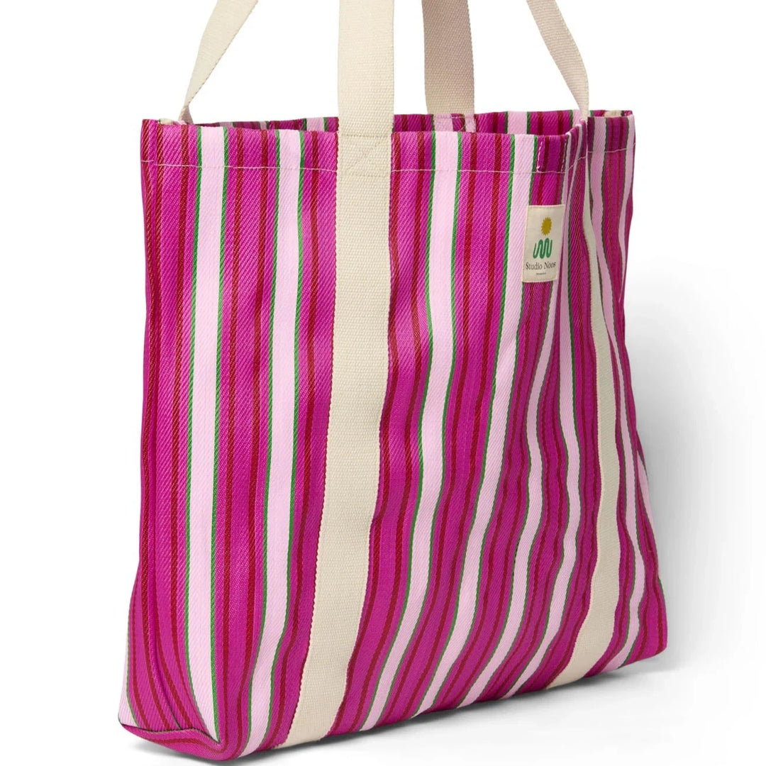 Studio Noos - Sakura beach mombag