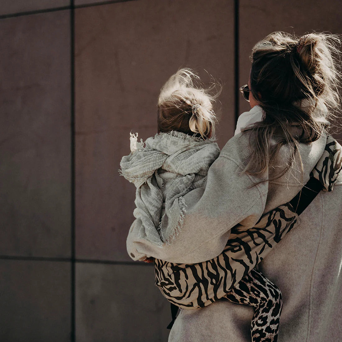 Toddler carrier zebra