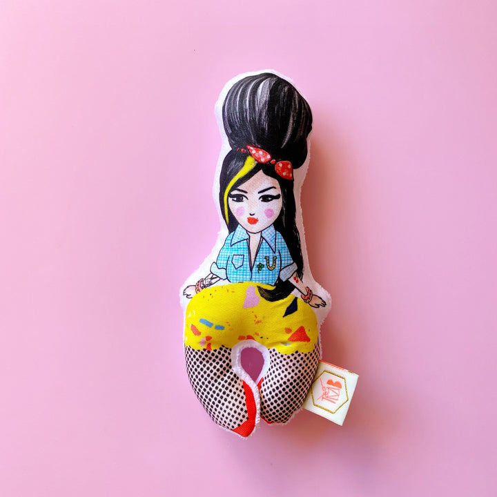 Rattle Amy