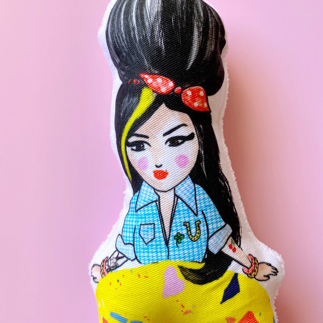 Rattle Amy