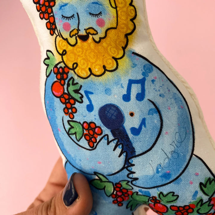 Rattle Mr. Blue