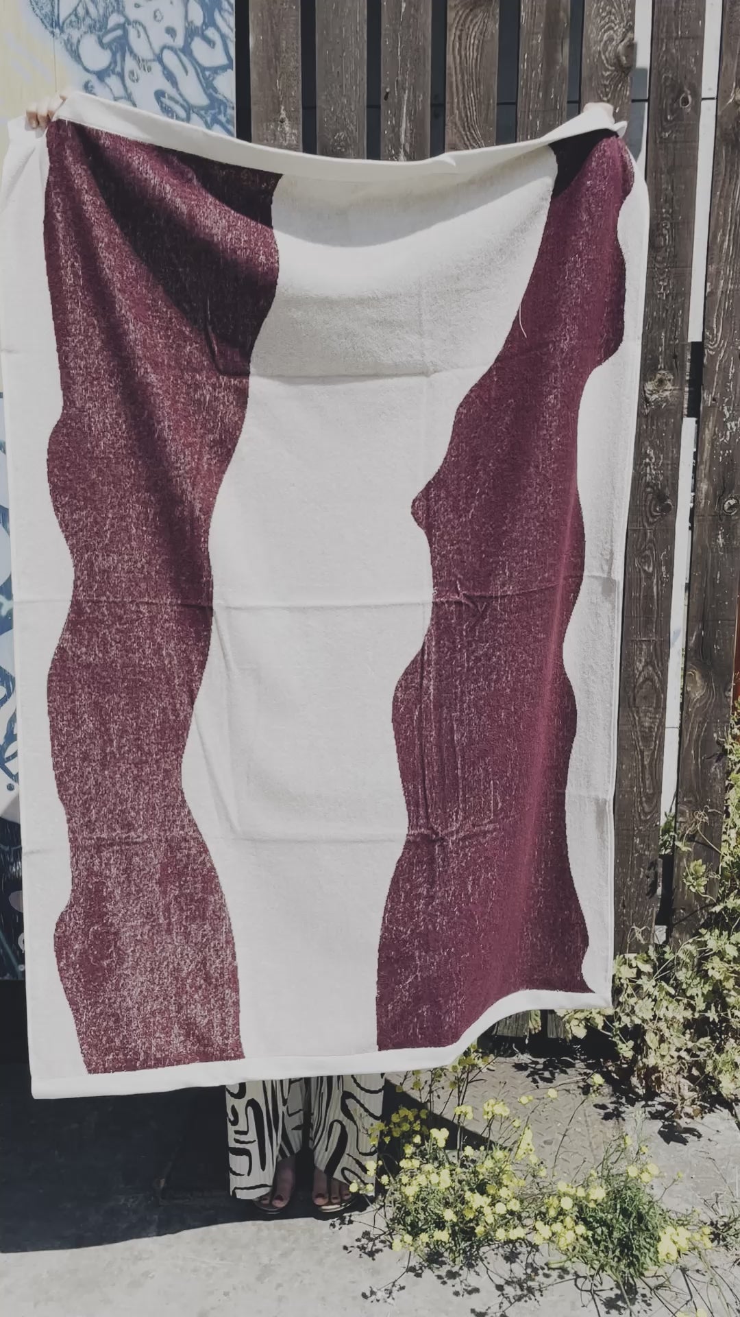 Burgundy Bone Towel 150x100cm