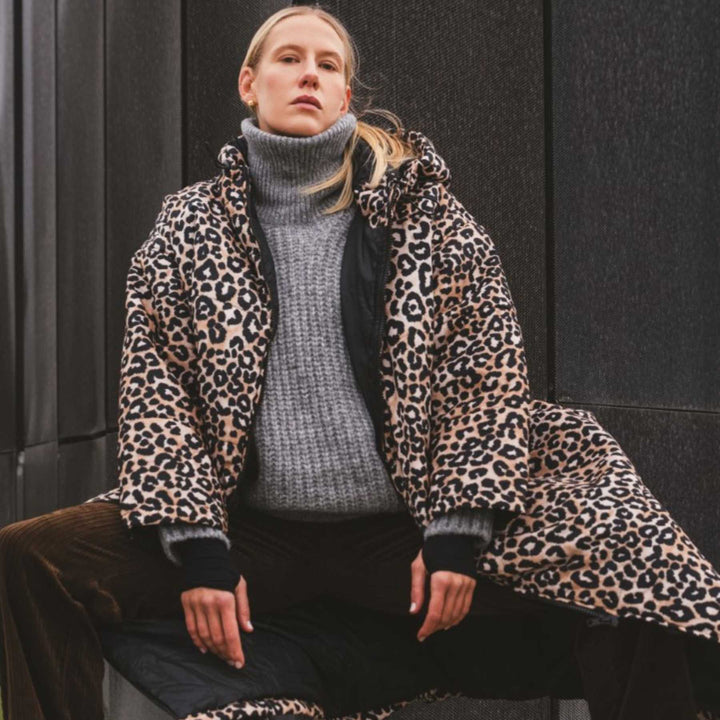 Sittingsuit Leopard (1 MAAT)