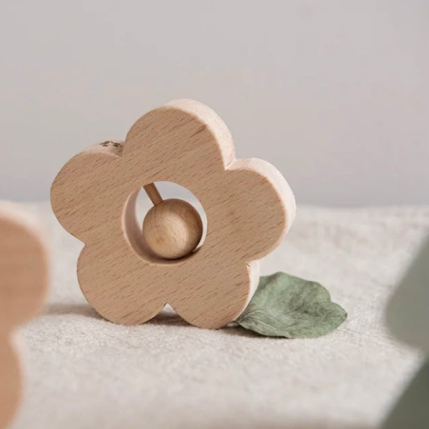 KMR Childwood - Wooden rattle Marguerite