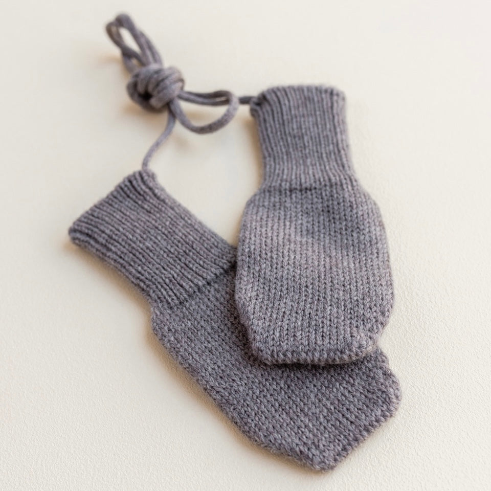 Mittens one size (6m-24m) - multiple colours